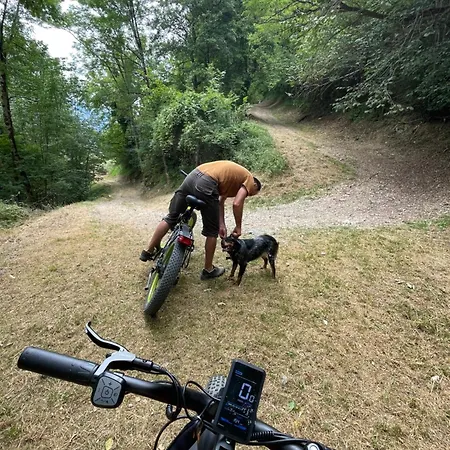 A La Montagne Au Calme Dom wakacyjny *