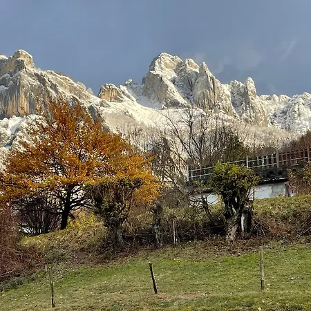 A La Montagne Au Calme